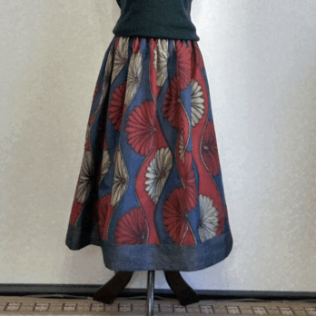 着物リメイク♪大島紬2枚で華やかでおしゃれなスカート（裏地付き）丈７８ｃｍの画像