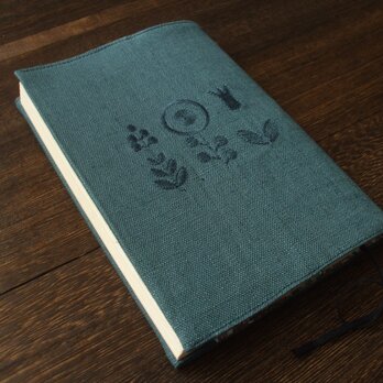 花刺繍の文庫本ブックカバー　麻　グリーンの画像