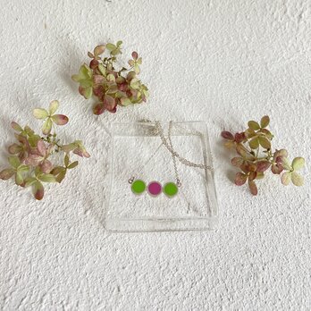 『Stip　　Yellow green＆Cherry-blossom』受注制作品　　ポリマークレイ・ネックレスの画像