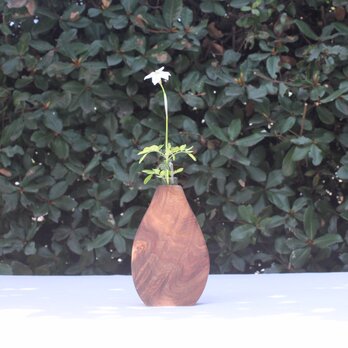 木の花瓶【クワ】の画像
