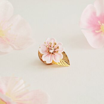 【マスクにも】 桜のタックピン  ～花の宴～ （ つまみ細工＊受注制作 ）の画像