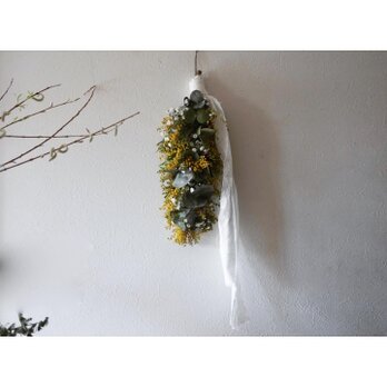 ミモザのドライフラワーガーランド