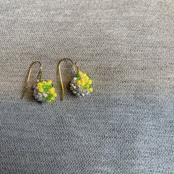 【014】K14GF 刺繍ビーズピアスの画像