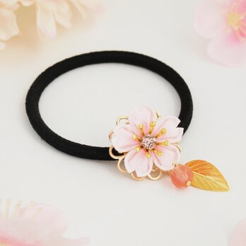 桜のヘアゴム  ～花の宴～ （ つまみ細工＊受注制作 ）の画像