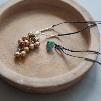 Bell grape necklaceの画像
