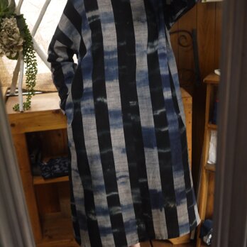 藍染久留米絣襟付きワンピースの画像
