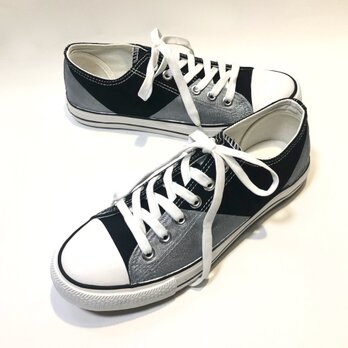 BLACK x SILVER バイカラーローカットスニーカー　(22.0cm〜30.0cm)の画像