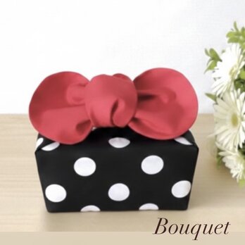 【リボンのお弁当袋】保冷保温　 ドット（黒）×赤　　ランチバッグ/洗える/入園入園