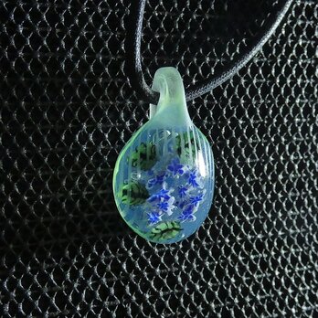 墨田の花火（アジサイ）線砂打ち（トンボ玉、ガラス、紫陽花）の画像