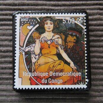 コンゴ「ミュシャ」美術切手ブローチ7265の画像