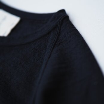 無添加ウールTシャツ(七分袖) シミーズラグラン 墨 サイズ2 尾州【糸と色】の画像