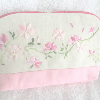 花刺繍のふわふわポーチ～爛漫・ピンク～の画像