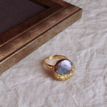 月と真珠の指輪　-B-　本金箔／真鍮　k16gp　フリーサイズリング　r-92-5の画像