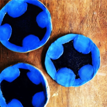 夜の青 菓子皿の画像