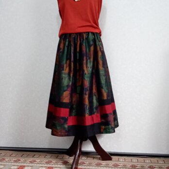 着物リメイク♪縞の大島紬と葉模様の大島紬2枚から作った個性的なスカート（裏地付き）丈７８ｃｍの画像