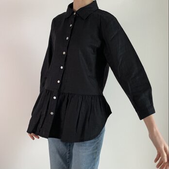 ペプラム・リネンブラウス(黒)