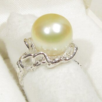 特価品_16.17ct、13mm南洋真珠とSV925の指輪（9.5号、サイズ変更無料、ゴールデン、ロジウム、えくぼ有り）の画像