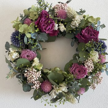 バラとラナンキュラスの母の日リース