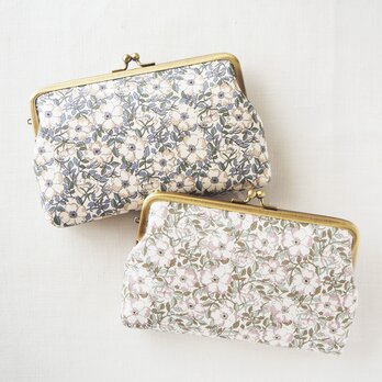 ■リバティプリントのスクエアがま口通帳ケース / メイモリス■ dune (lbt-mm)