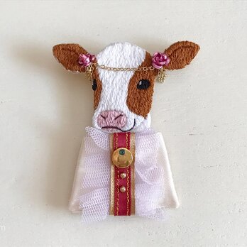 高貴な動物刺繍ブローチ2【牛】の画像