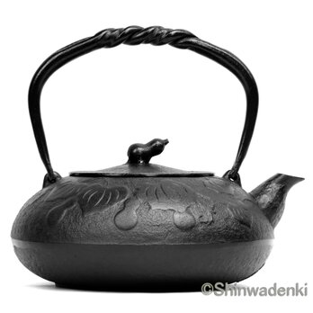 【お取り寄せ】南部鉄器 鉄瓶 瓢1.2L 内面素焼き・酸化被膜仕上 日本製 ガス・IH対応の画像