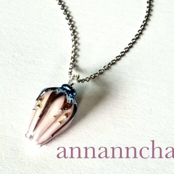 【 ヨーロッパ製　薔薇（バラ）ランプワーク　ネックレス】ばら　ウクライナ　ペールローズ　紫