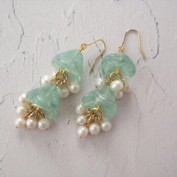 金具変更OK　Pierces or Earrings　淡水パール　チェコ（P0969）の画像