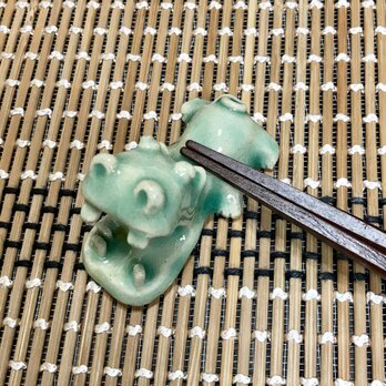陶器 箸置き　カバ・薄緑単品【Ha023】の画像