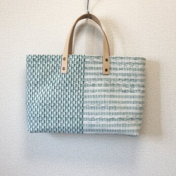 裂き織り　グリーン系の涼色バッグ（ヌメ革持ち手）の画像