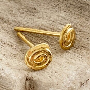 K24 Pure Gold Hammered Swirl Stud ◇鎚目のついた純金の渦巻き・スタッドピアス◇片耳分～の画像