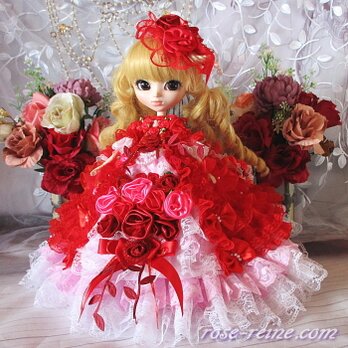 薔薇の花園 深紅に咲き誇る魅惑のバブルフォルム ボリュームフリルドレスの画像