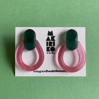 ピンクと深緑のリングイヤリング　ミア　　R314の画像