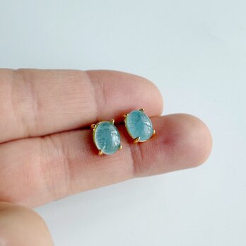 アクアマリンカボションのピアス