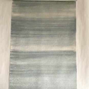 ろうけつ染め絹布（4.5m・緑味グレーぼかし）の画像