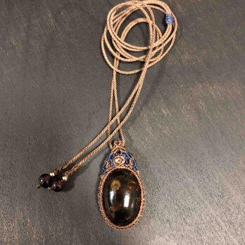 631-琥珀のネックレスの画像