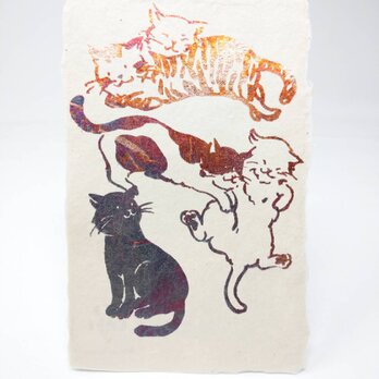 ギルディング和紙葉書　5匹の猫　赤混合の画像