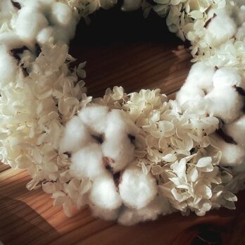 cotton white wreathの画像