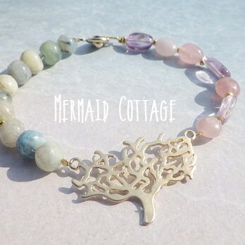 Coral Reef Ocean Braceletの画像