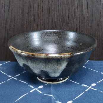陶器 ご飯茶碗（大） 黒＋白【210503】の画像