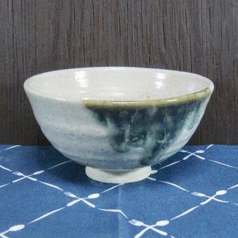 陶器 ご飯茶碗（やや大）白＋緑【210505】の画像