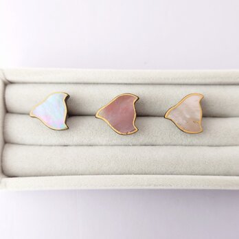 千鳥螺鈿 漆ピンブローチ 白蝶貝