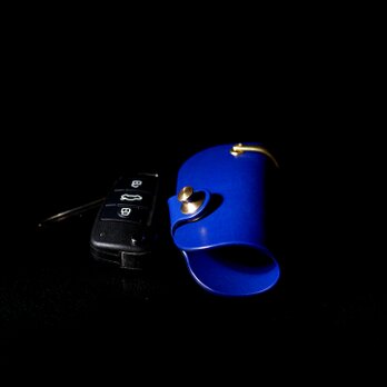 ルガトショルダー　ドイツホックのキーケース　スマートキー対応　真鍮金具　ブルーの画像