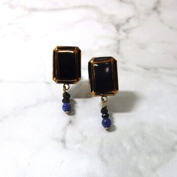 jewel cut+ソーダライトのpierce/earringsquare黒）の画像
