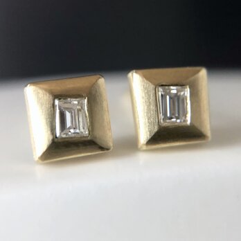 K18YG diamond stud earring （single）- Frame -の画像