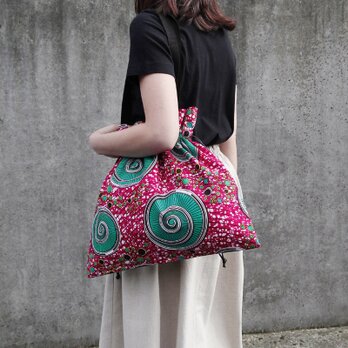 アフリカ布の巾着バッグ（アフリカンプリント）トート 大きめ