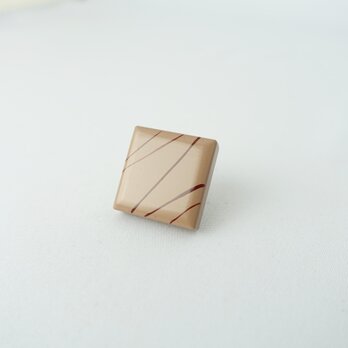 チョコ漆ブローチ　ミルクライン