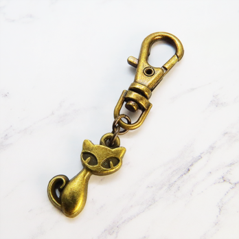 アンティーク調金古美色のかわいい猫のファスナーチャーム キーホルダー マスクチャーム