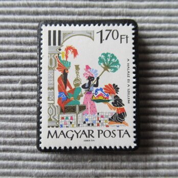 ハンガリー　童話切手ブローチ 7409の画像