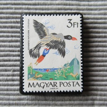 ハンガリー　童話切手ブローチ 7411の画像