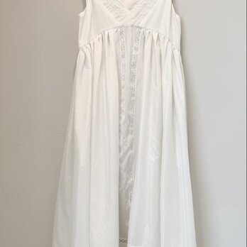 コットンシルク手刺繍ワンピース